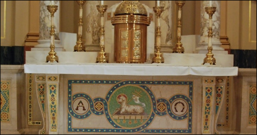 Altar_zpsd13ee26f.png