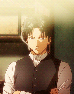 tumblr_myjyxur6kt1r4s8who1_r1_250.gif